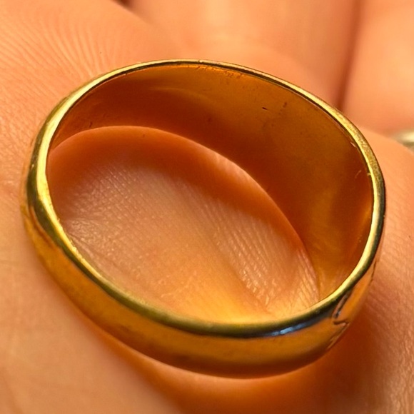 14k Gold Plated Everything Will Be OK Signet Ring - Picture 7 of 7